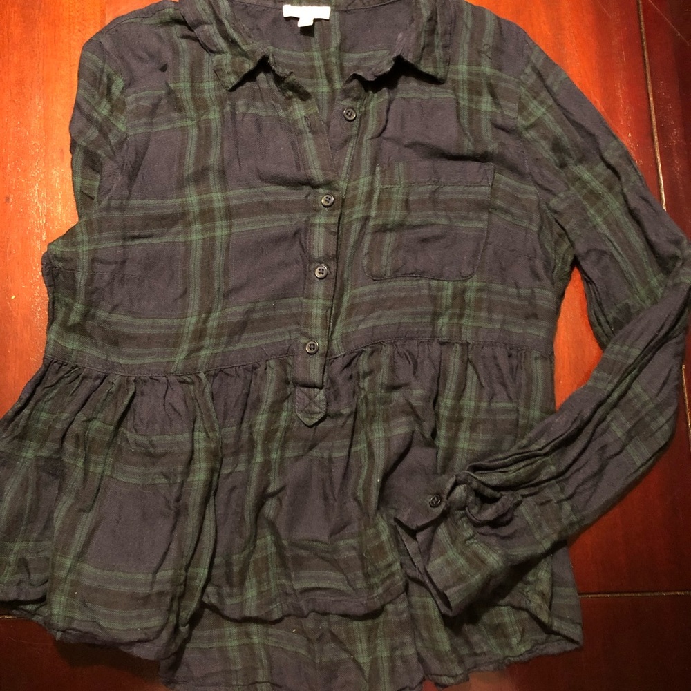Navy/Green plaid Top